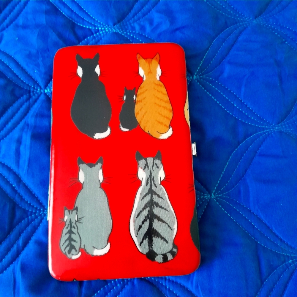Unique cat wallet